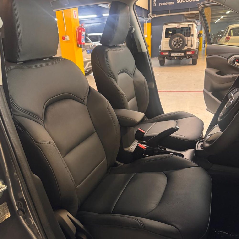 Toyota Urban Cruiser - 3