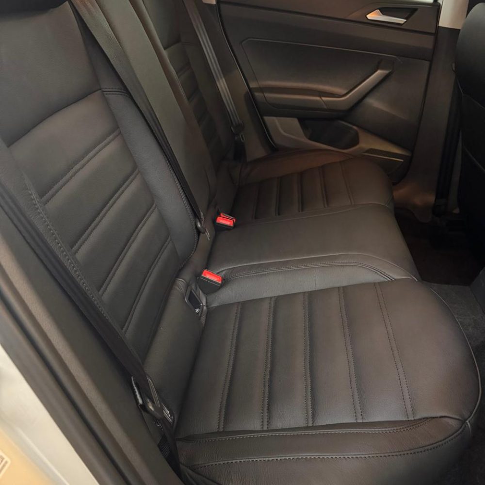 vw-leather-upholstery-2